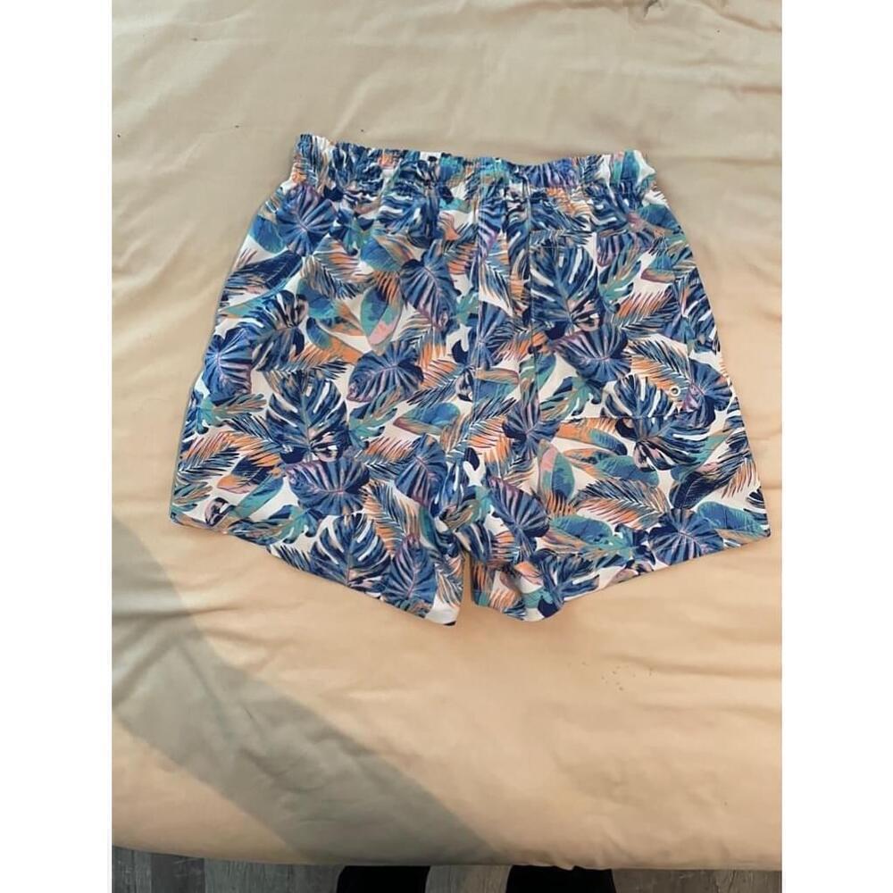 Cabana by Crown and ivy swim shirts M